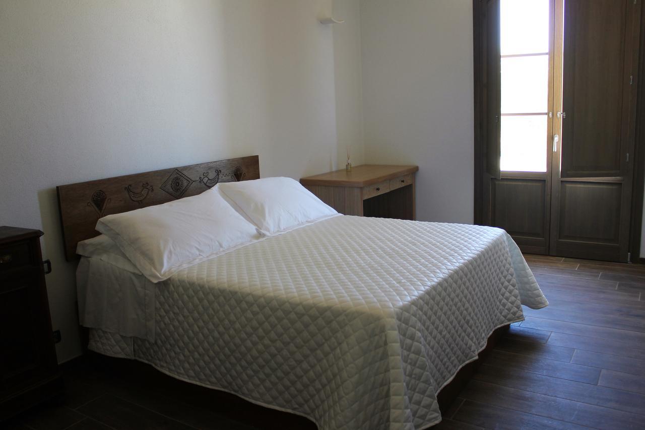 Serra Niedda Resort & Agriturismo 索尔索 外观 照片