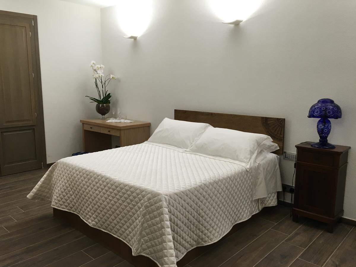 Serra Niedda Resort & Agriturismo 索尔索 外观 照片